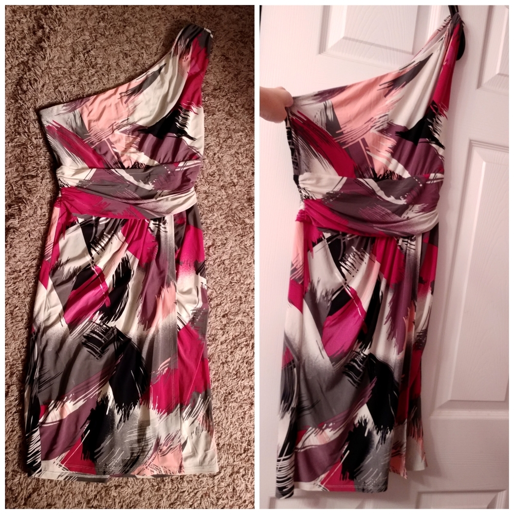 BCBG PARIS Size 6 One Shoulder Patterned Dress - Picture 2 of 5